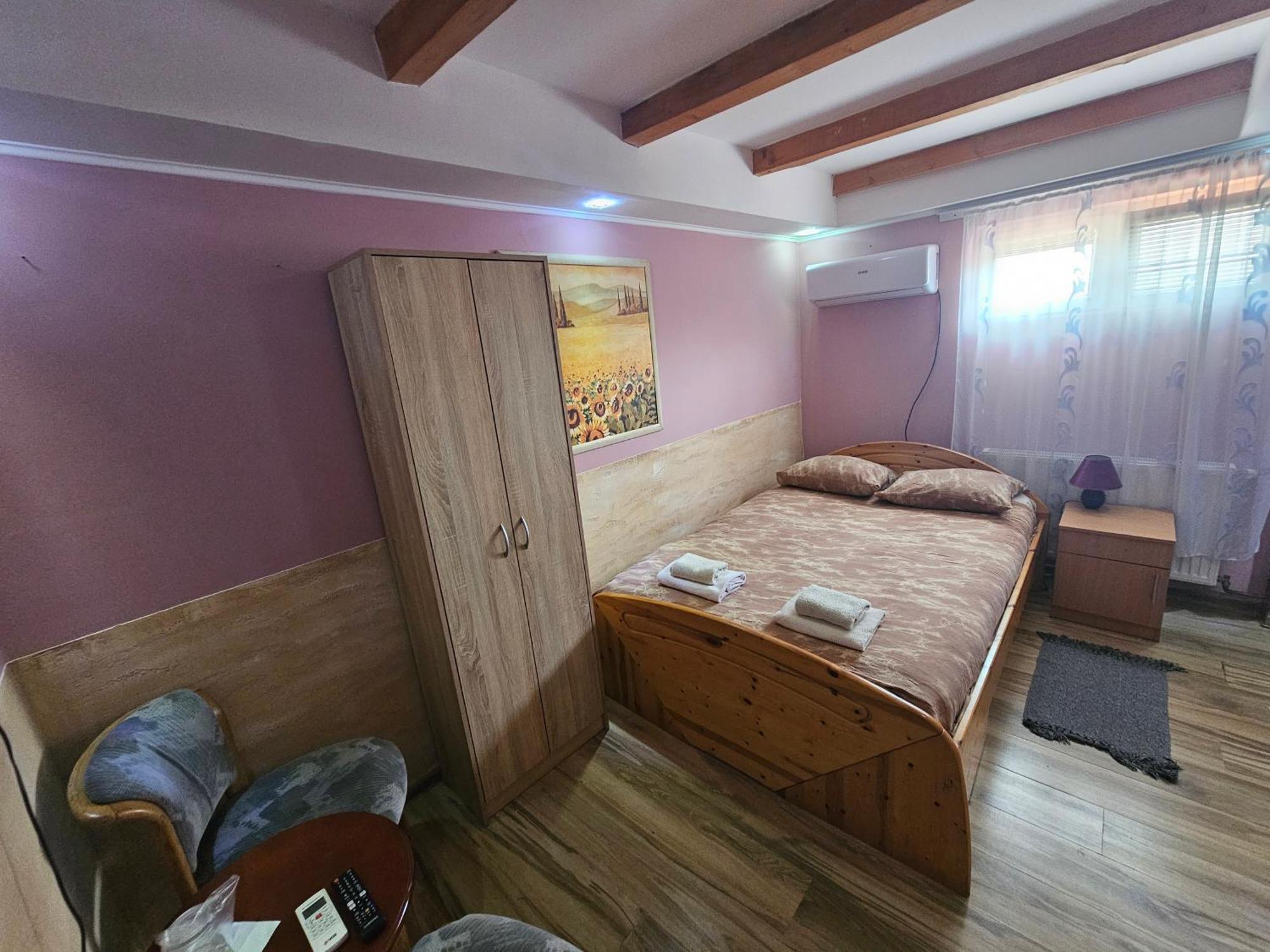 Rooms " Simke " Subotica Eksteriør billede