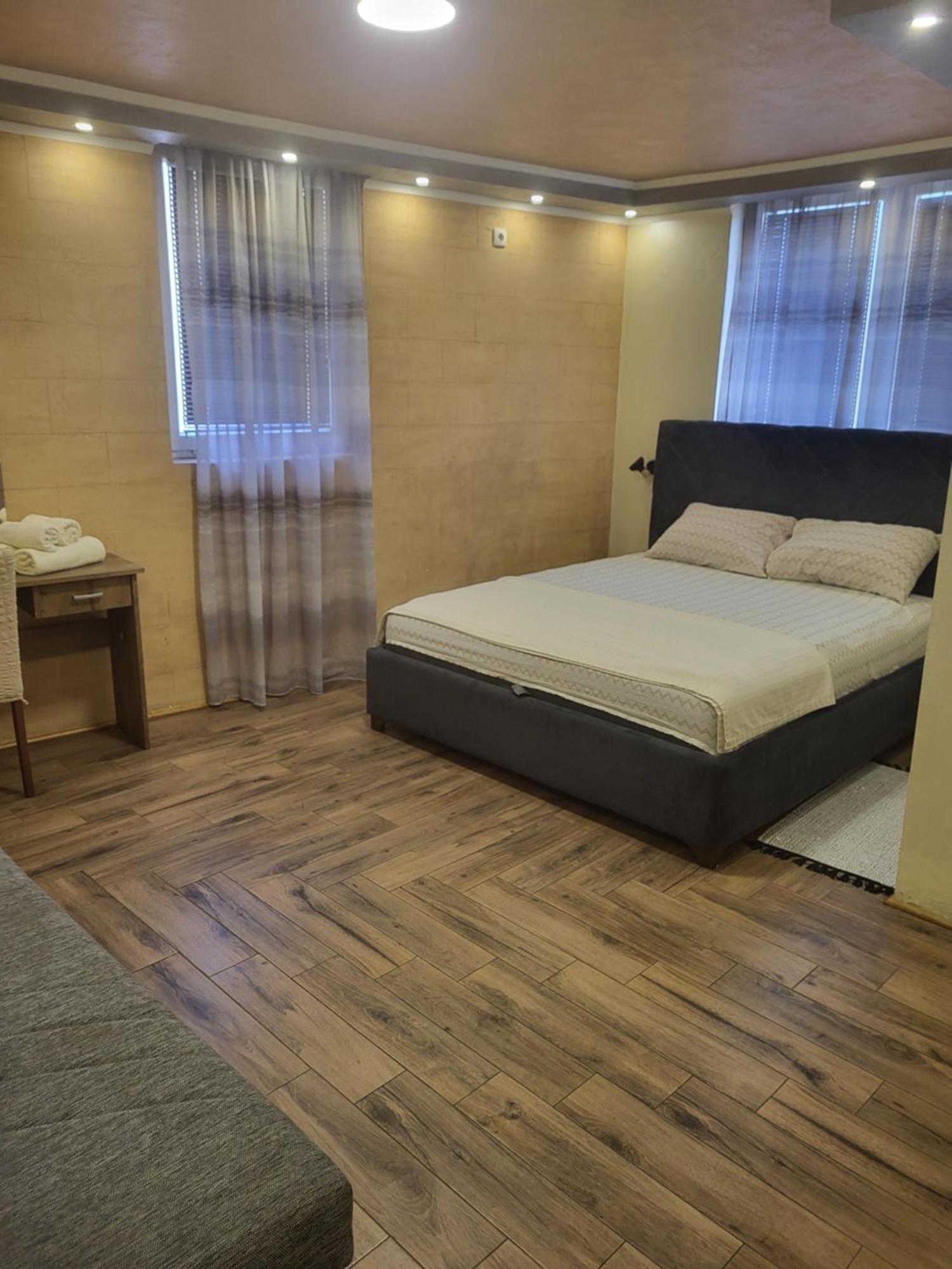 Rooms " Simke " Subotica Eksteriør billede